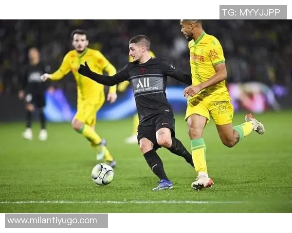 罗腾回应夺冠庆典争议称以巴黎球员身份发言并无恶意 罗腾回应夺冠庆典争议称以巴黎球员身份发言并无恶意