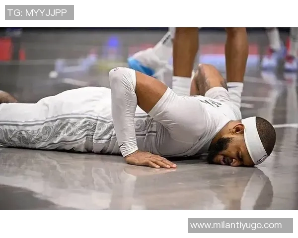 浓眉伤病困扰独行侠首秀后缺席多场拉伤和左手损伤或将影响数月表现 浓眉伤病困扰独行侠首秀后缺席多场拉伤和左手损伤或将影响数月表现